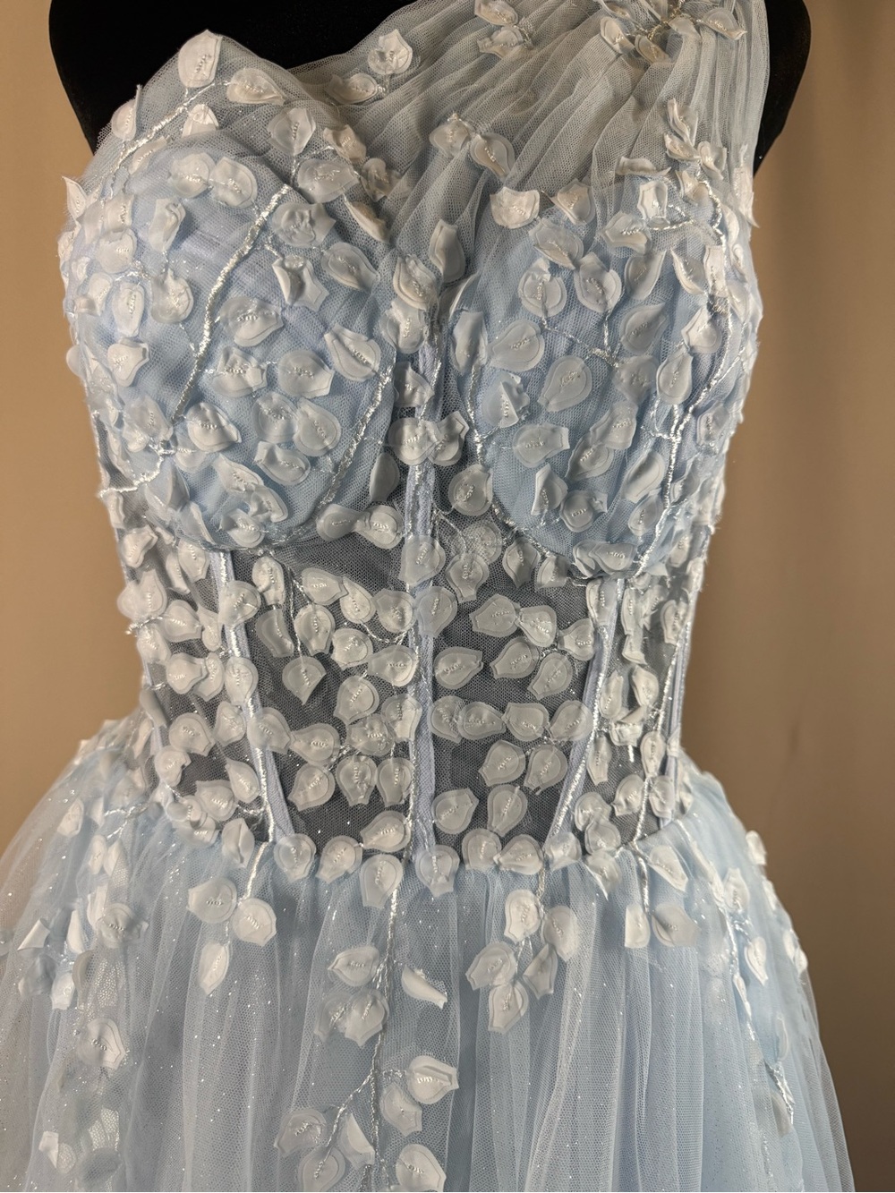 Jovani Prom Dress 25913 size 10 - Picture 2 of 13